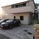 Brand New Seaside Apartments Noa & Jakov, Zaboric Sibenik Daire
