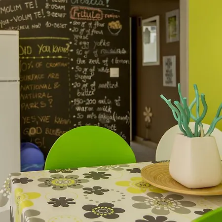 Appartement Charming Seaside Noa & Jakov, Sibenik *