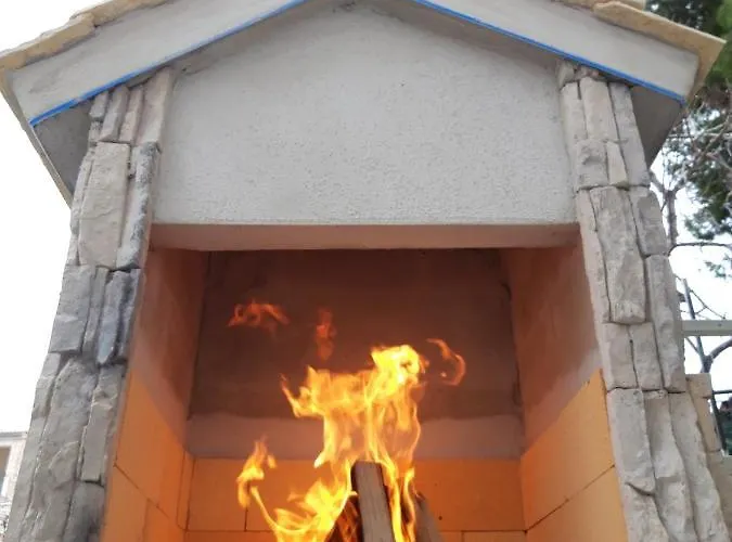 Charming Seaside Noa & Jakov, Sibenik Zaboric