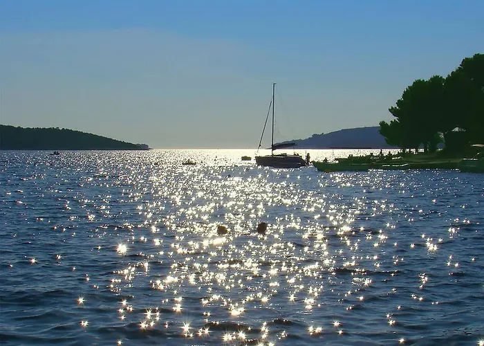 Charming Seaside Noa & Jakov, Sibenik *