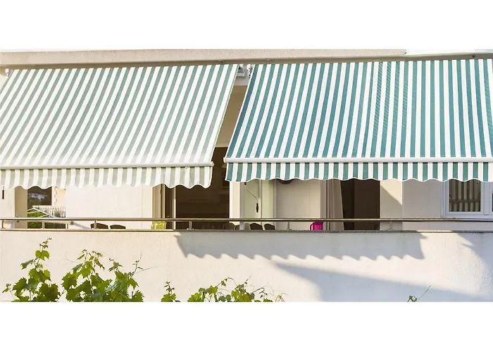 Charming Seaside Noa & Jakov, Sibenik Zaboric